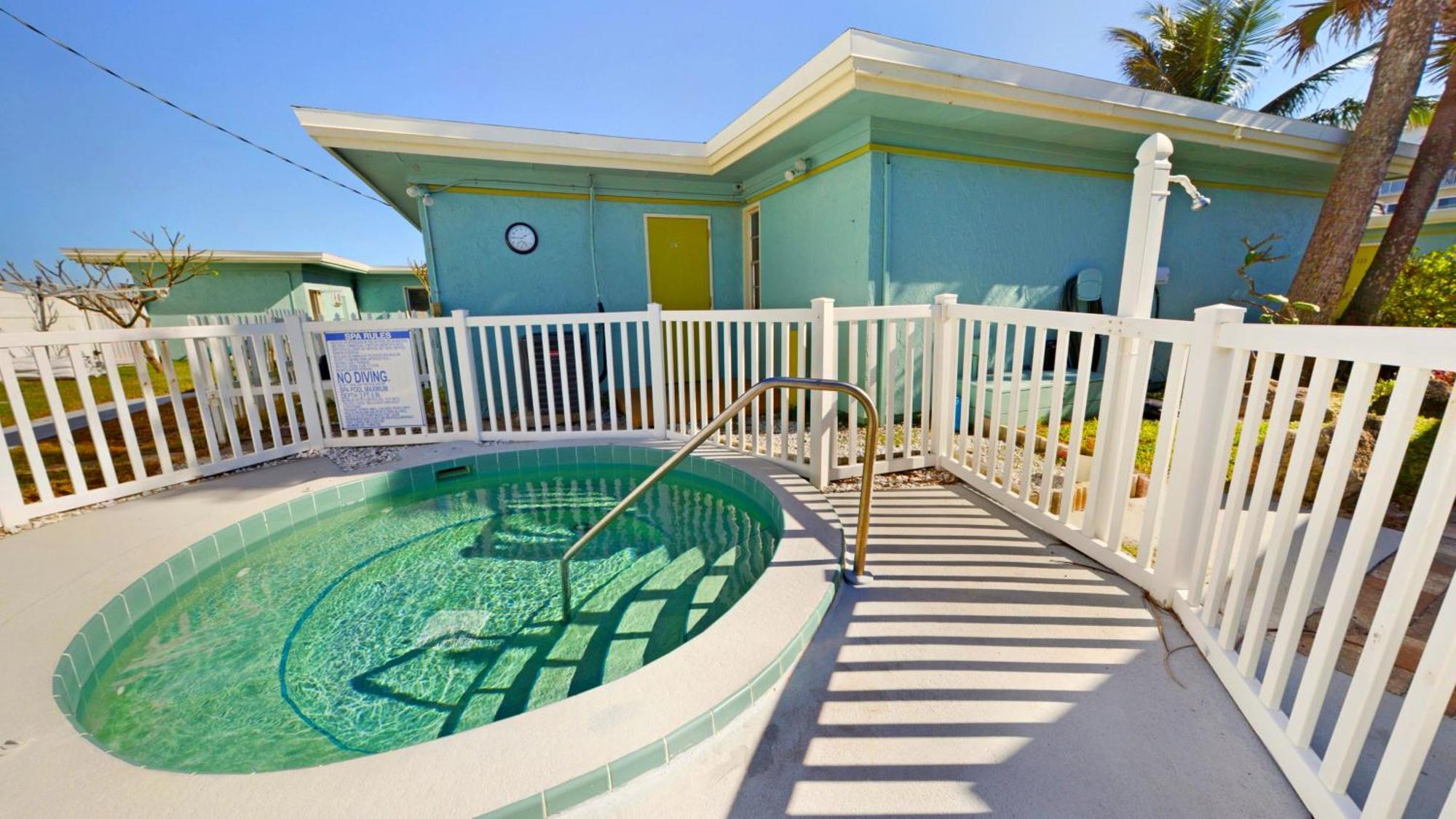 فيلا Unit 119 Direct Oceanfront Views 2Br Heated Pool شاطئ كوكوا المظهر الخارجي الصورة
